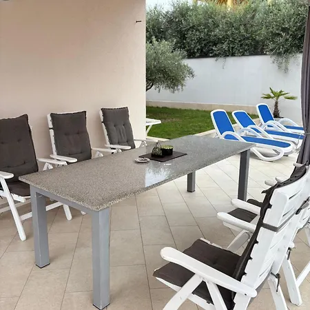 Vila Silver Novigrad With Private Pool *