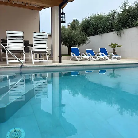 Villa Silver Novigrad With Private Pool *