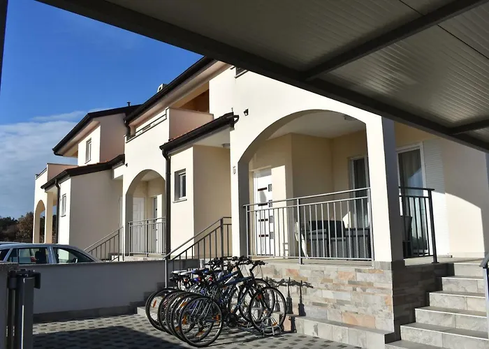 Βίλα Silver Novigrad With Private Pool Novigrad Istria