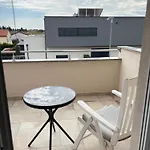 Silver Novigrad With Private Pool Villa
