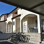 Villa Silver Novigrad With Private Pool Novigrad Istria