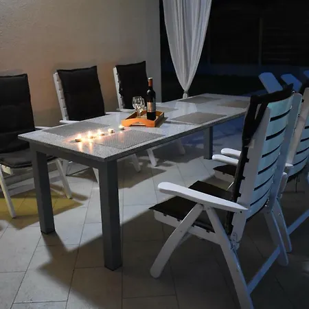 Silver Novigrad With Private Pool Villa