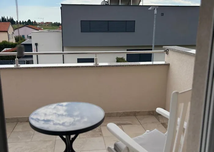 Silver Novigrad With Private Pool *